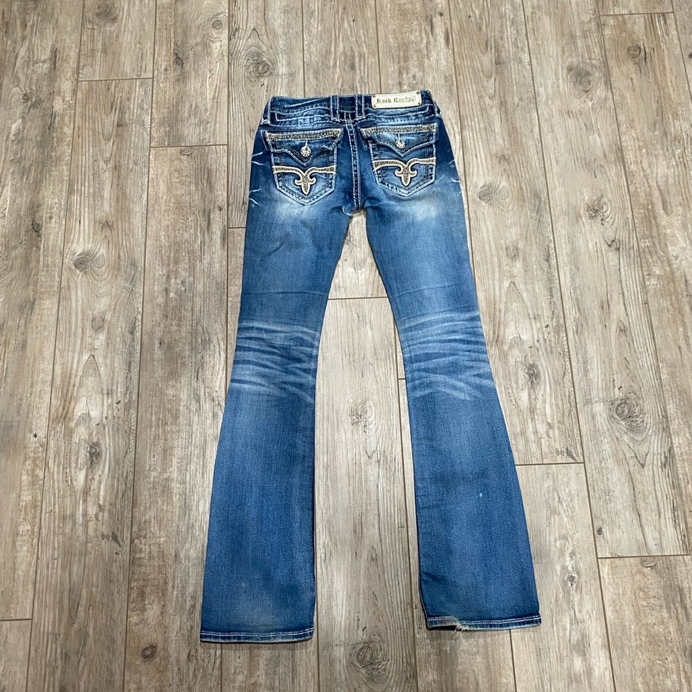 Rock Revival
Jeans Sarah 
in size 24 
Inseam is 31